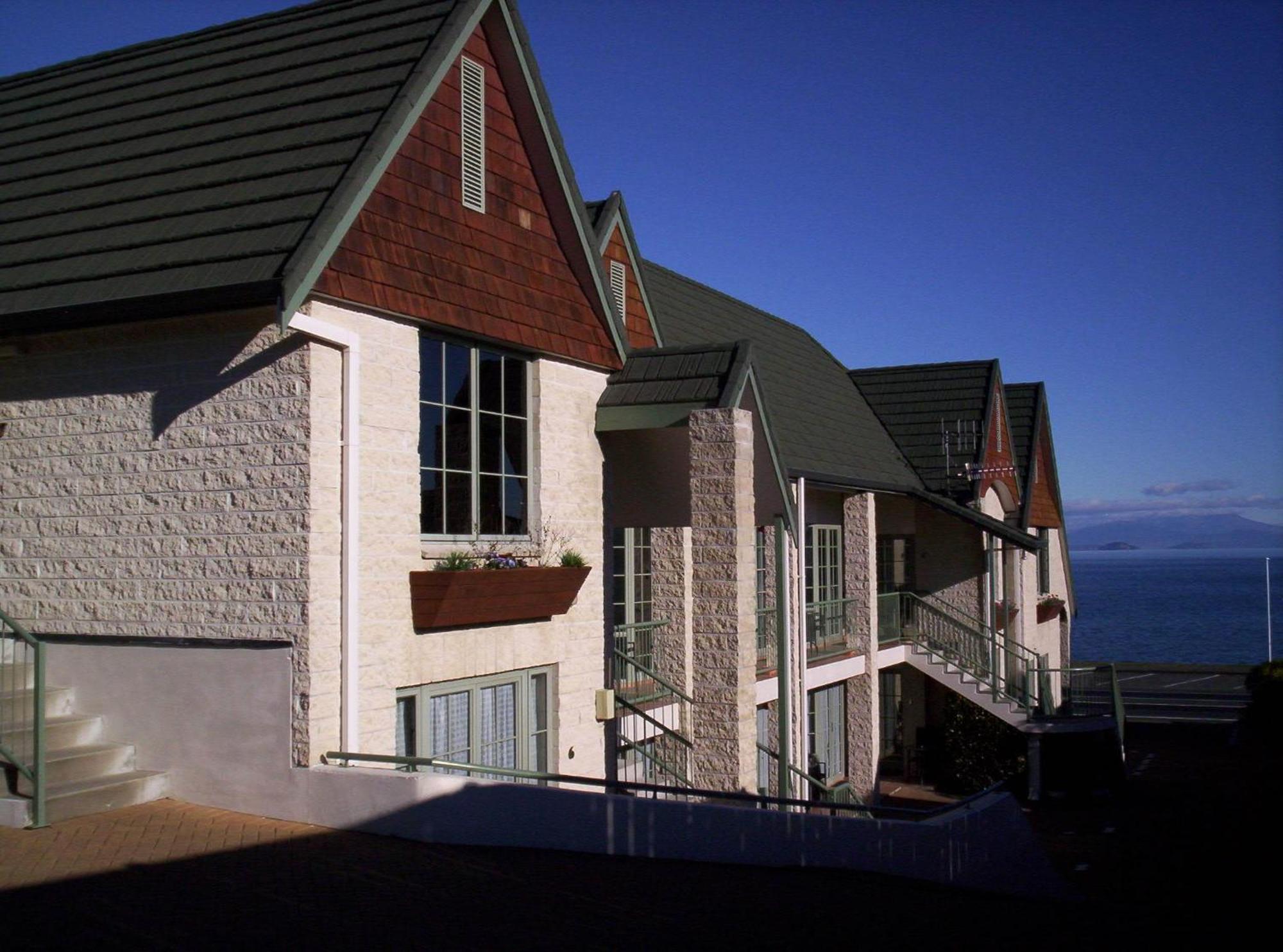 Colonial Lodge Motel Lago Lago Taupo Exterior foto