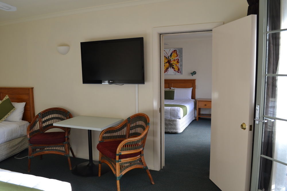 Colonial Lodge Motel Lago Lago Taupo Exterior foto